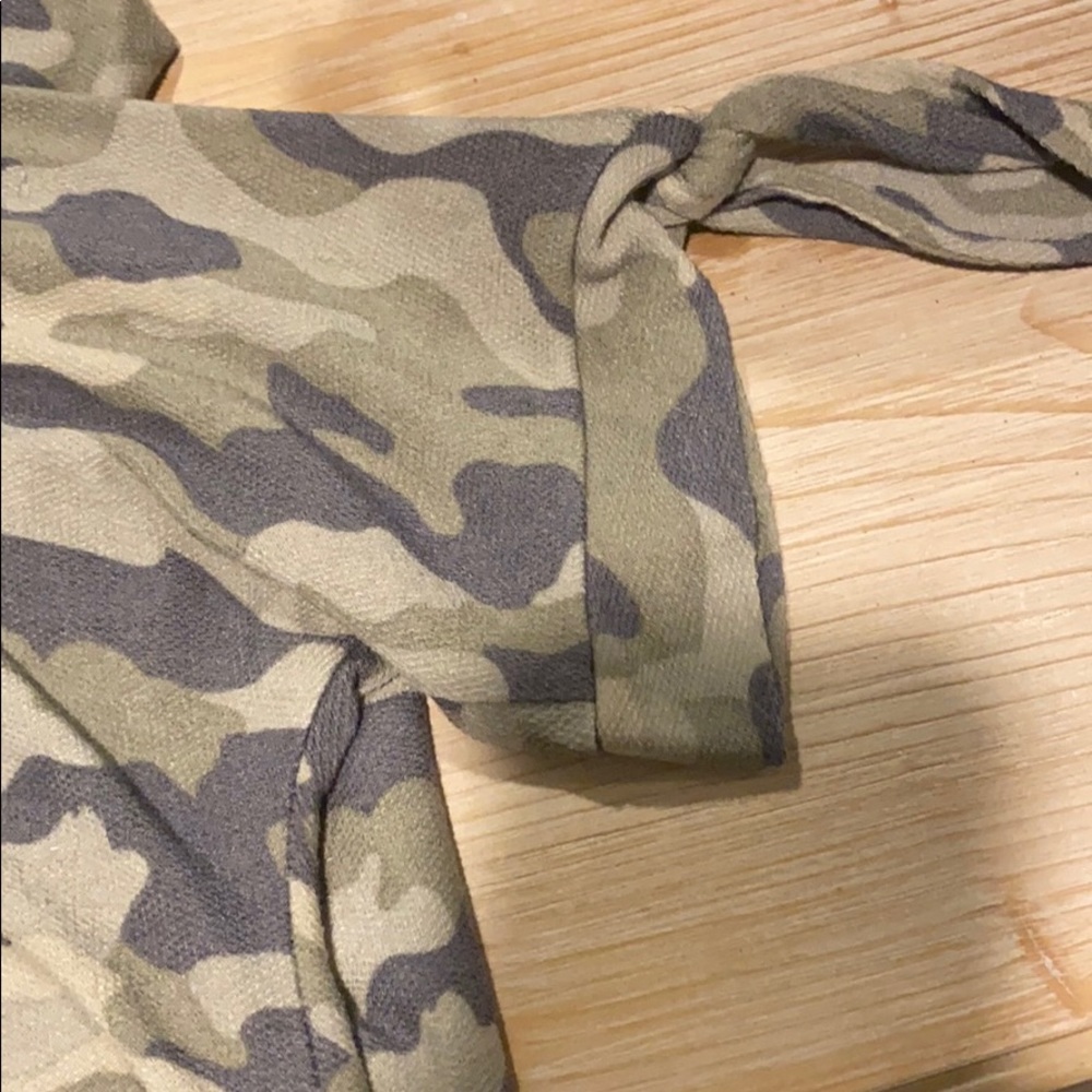 Dress - Picture 3 of 4